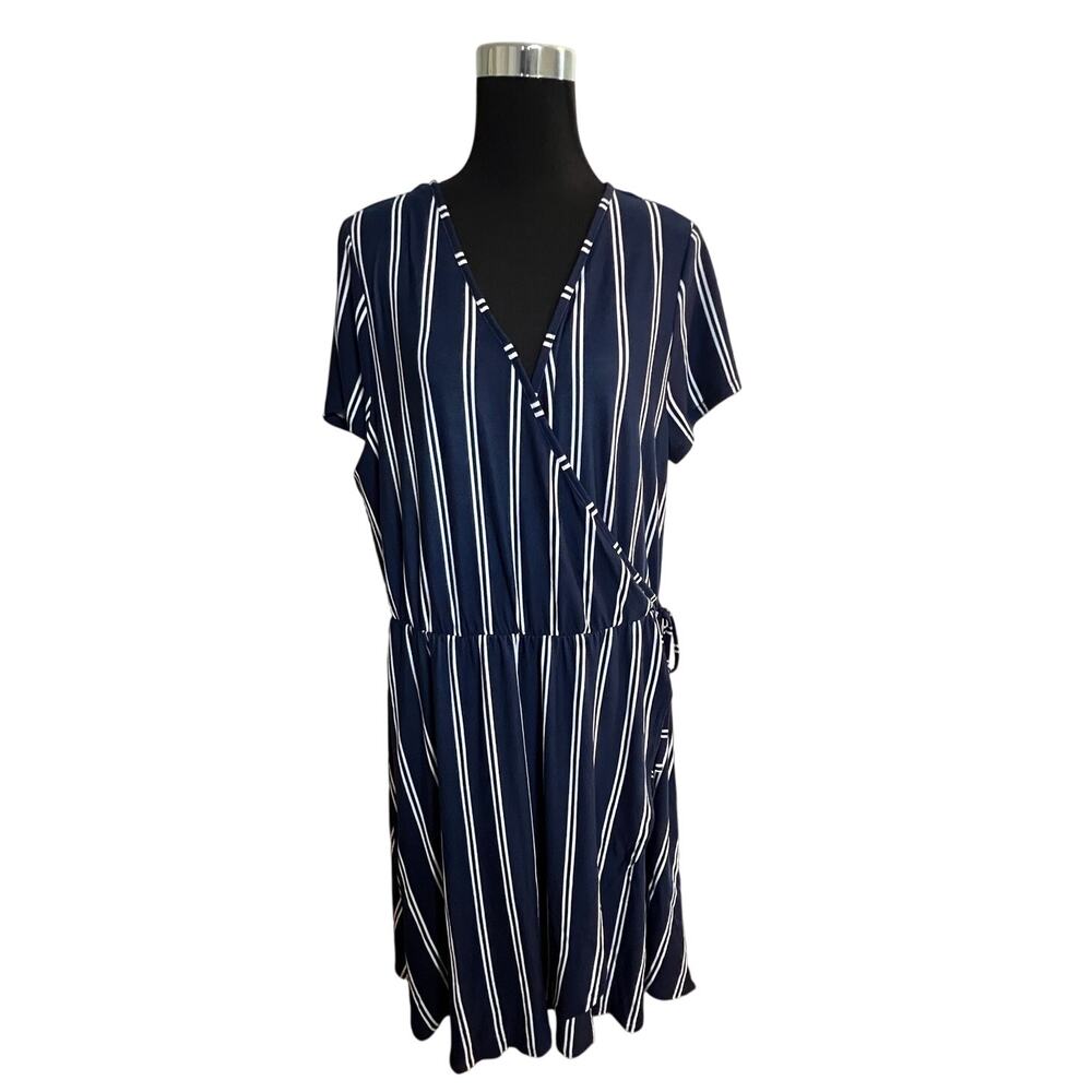 Derek Heart Blue and White Stripe A Line Short Sleeve V Neck Faux Wrap Dress 2X